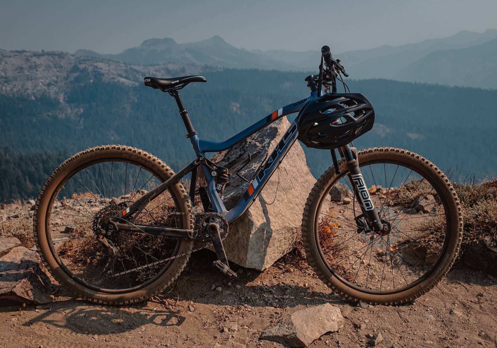 e-MTB resting on rock with the Atlas range behind
